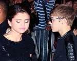 Justin y Selena muy serios
